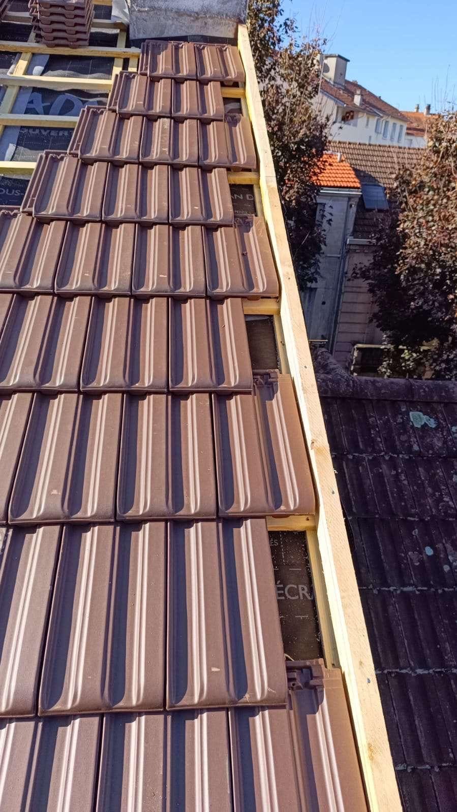 Travaux couvreur toiture Maurepas pour toiture neuve et rénovation